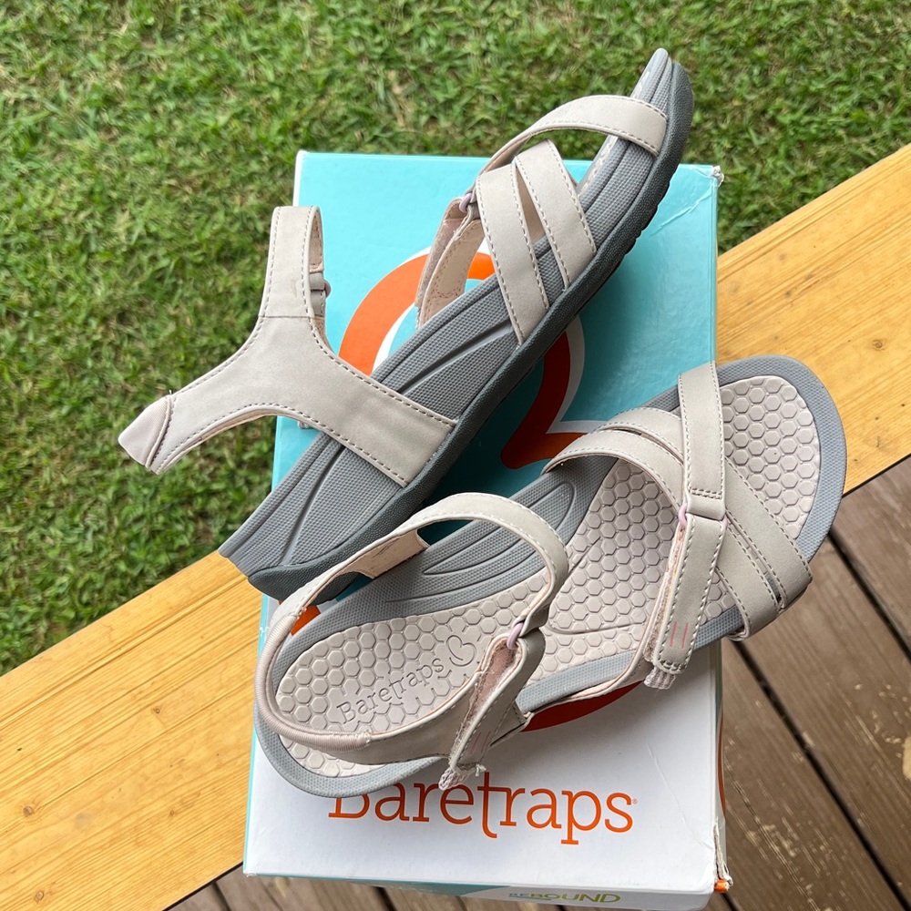 BareTraps Women's Sandals - Cream and Gray - Picture 6 of 6